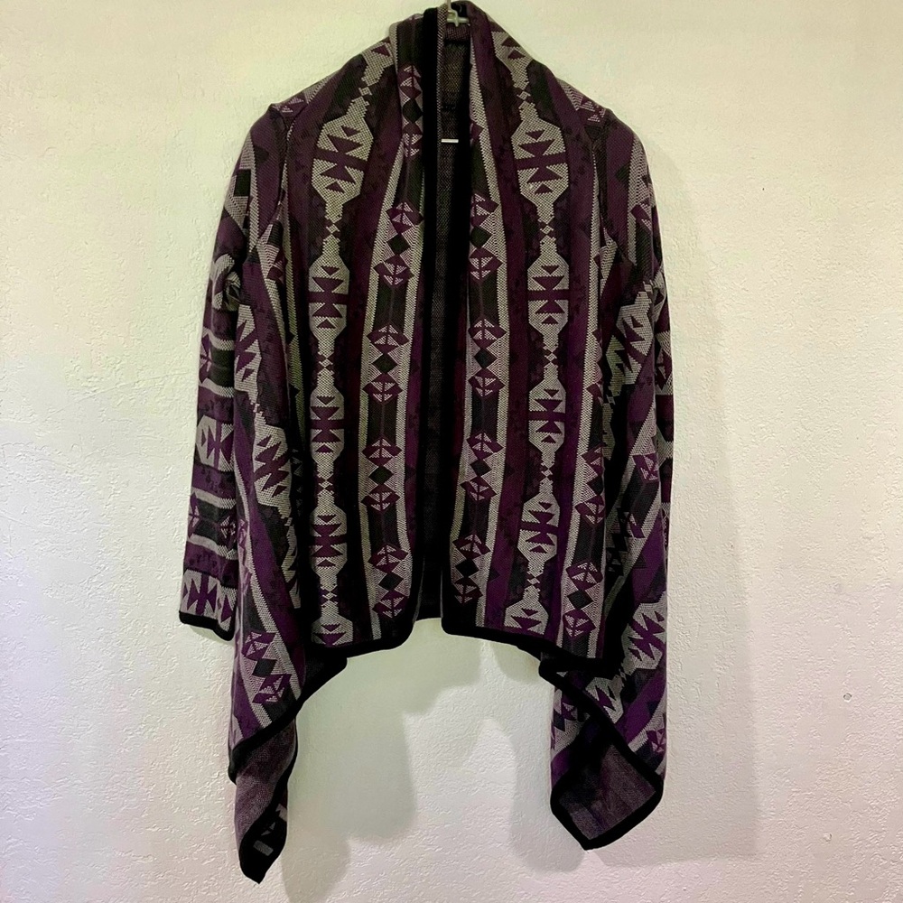 H&M Women’s Small Cardigan Sweater purple Grey Aztec warm quirky fall bohemian
